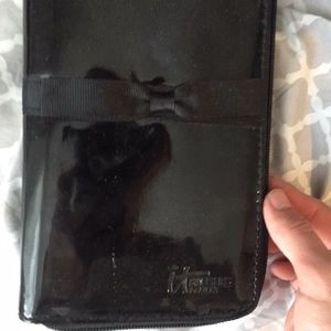 5 gently used IT COSMETICS for ulta brushes